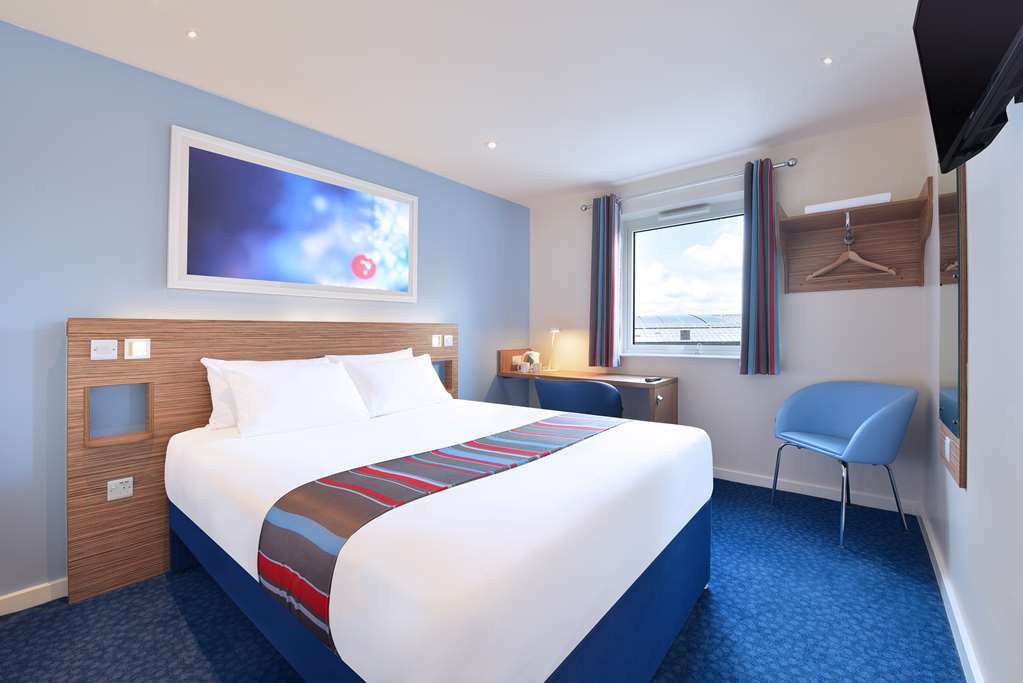 Travelodge Widnes Habitación foto